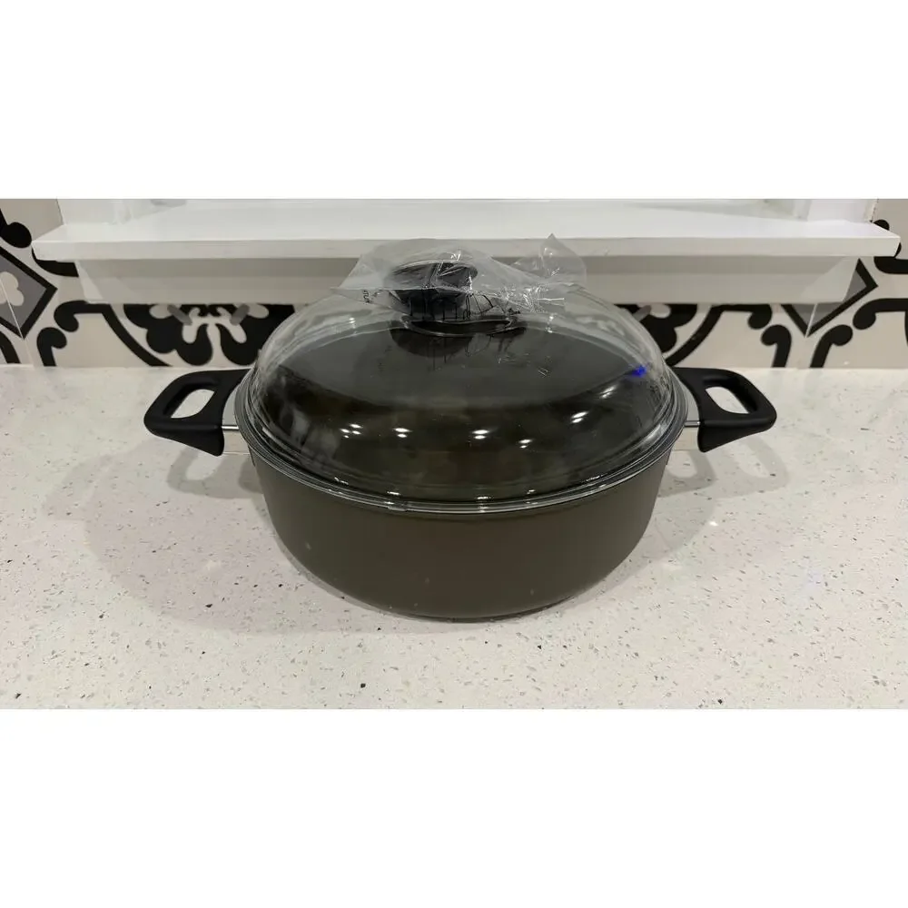VTG Scanpan 2001+ Covered Low Dutch Oven 5 1/2 Quart Titanium Non-Stick Denmark